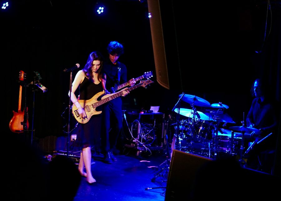 Elise Trouw at 7th Street Entry