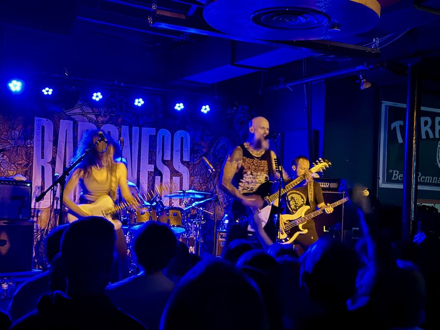 Baroness at Turf Club