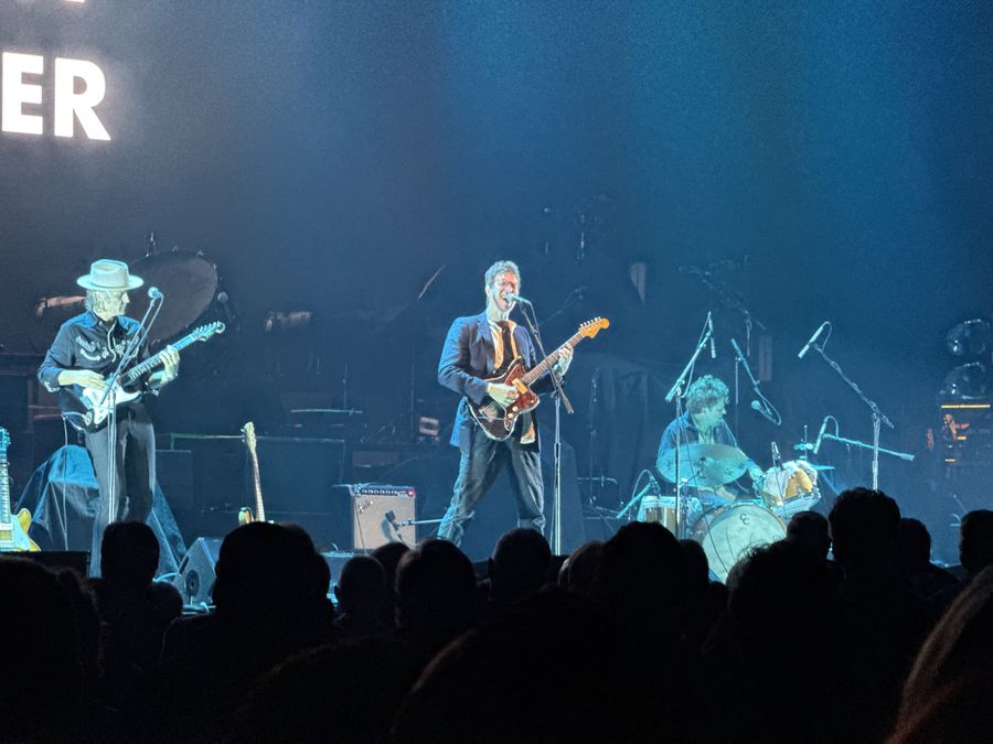 Hamilton Leithauser at Armory