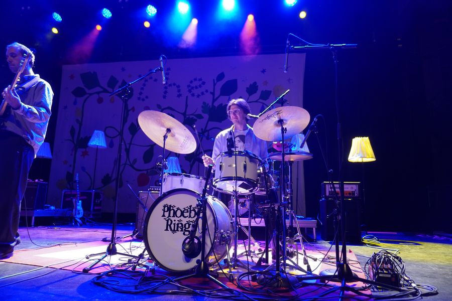 Phoebe Rings at Palace Theatre