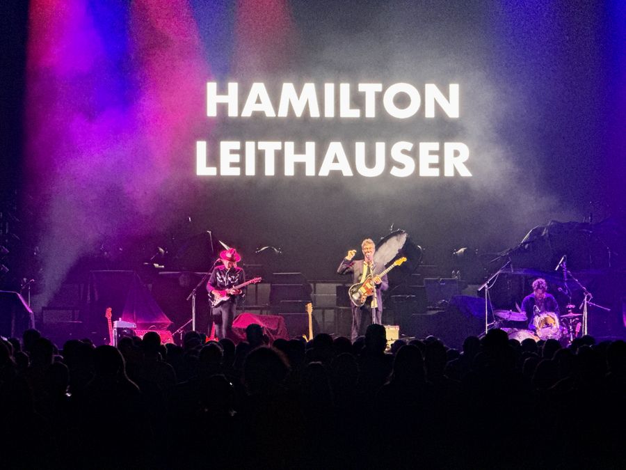 Hamilton Leithauser at Armory